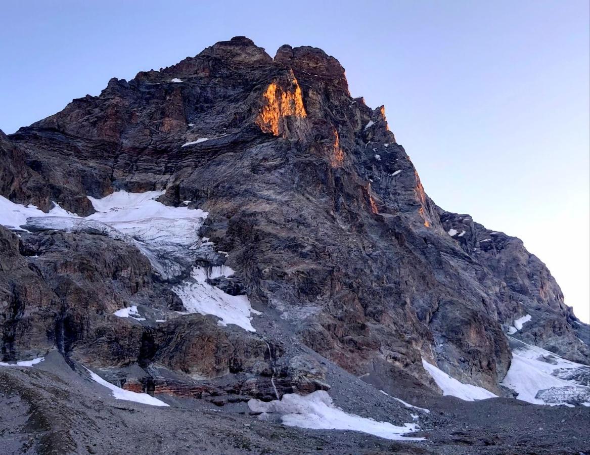 Living Aosta Valley エクステリア 写真