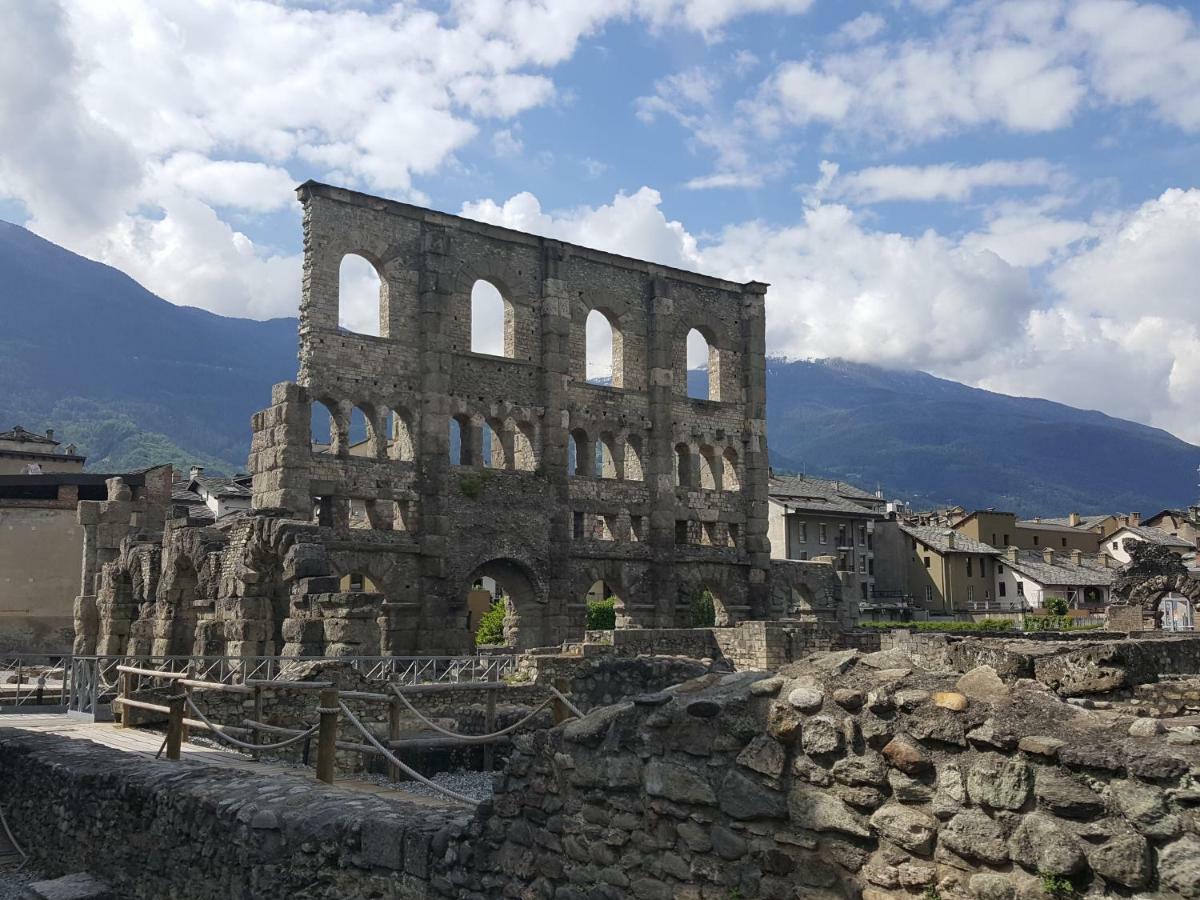 Living Aosta Valley エクステリア 写真